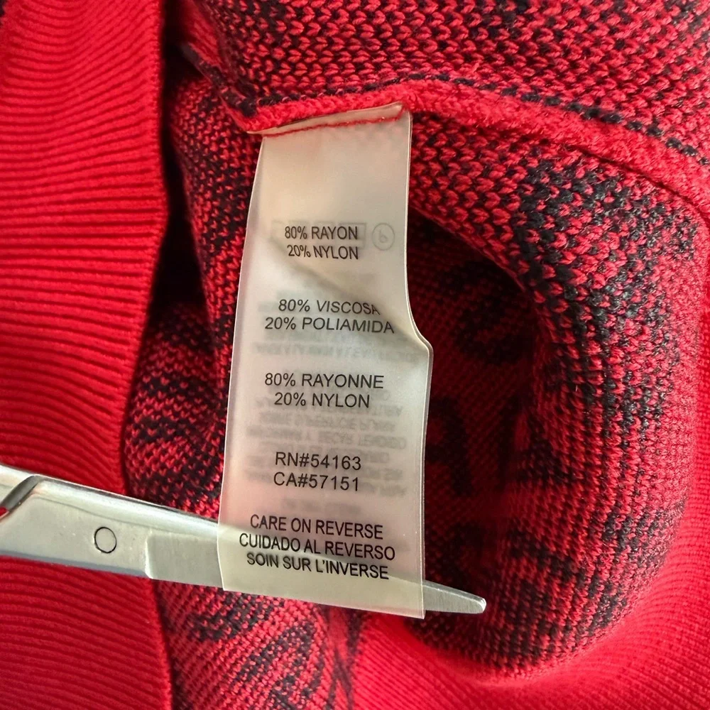 Karl Lagerfeld Paris Logo Signature Crewneck Sweater NWT Size S - Picture 8 of 9